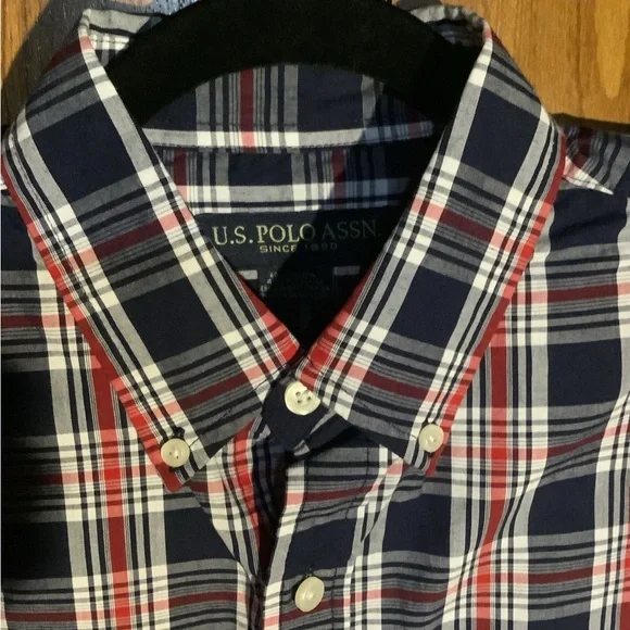 Casual button down shirt - Picture 2 of 3